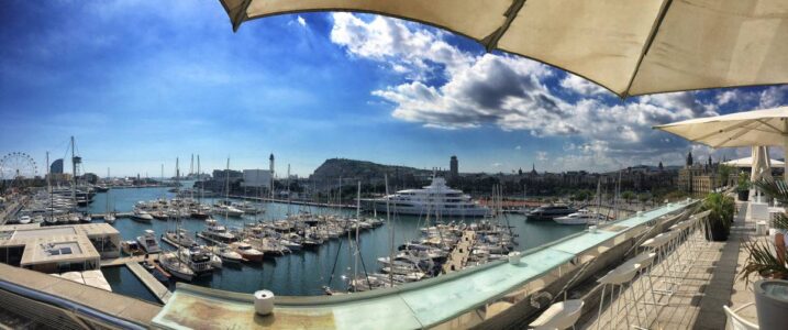 A few days' holiday in Barcelona is the perfect way to end a strenuous hike on the GR-92!