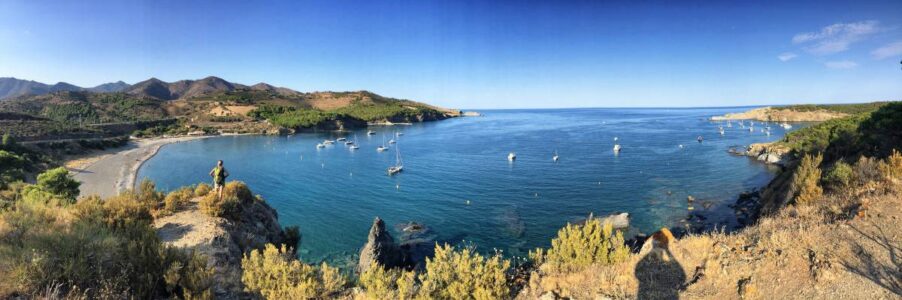 Presso la spiaggia "Platja de Garbet" tra Portbou e Llançà