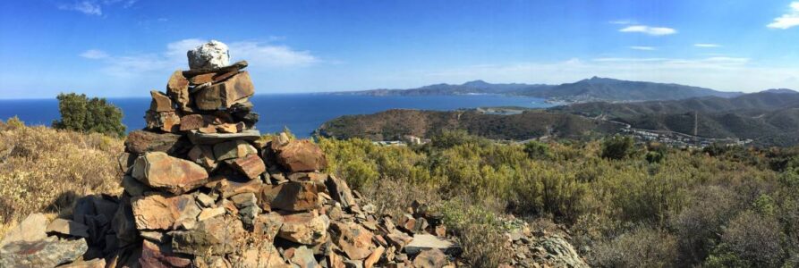 Il Cap de Creus è davanti a noi
